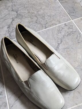 Ros Hommerson Cream Leather Slip-On Loafers